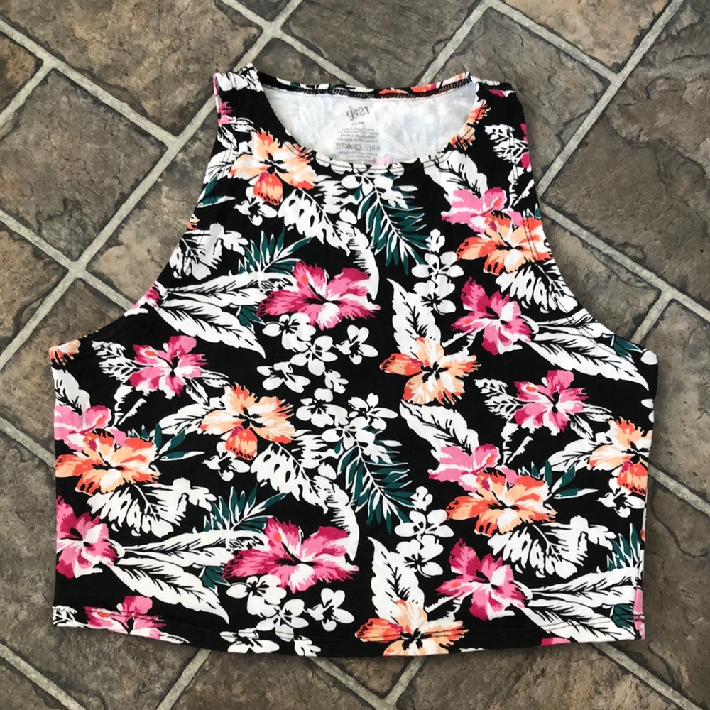 Hawaiian Floral Halter Top 🌺